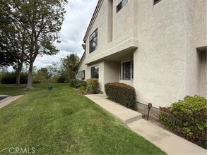 Building Photo - 22966 Estoril Dr