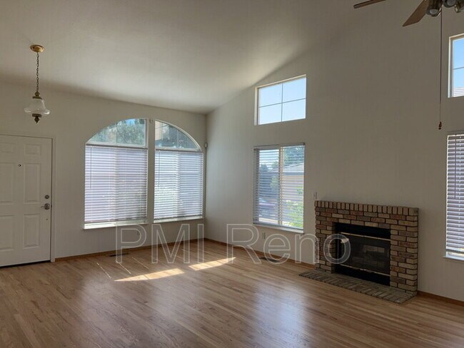 Building Photo - 2789 Montego Dr