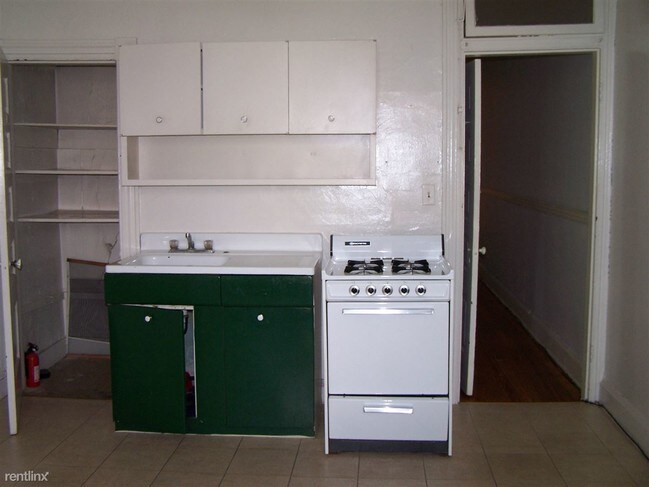 Building Photo - 2802 N Calvert St