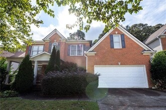Building Photo - 2855 Olde Town Park Dr