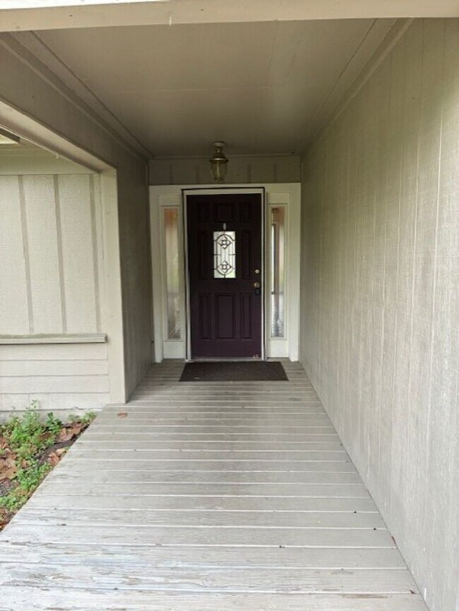Foto del edificio - 114 N Woodvalley Dr