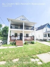Building Photo - 13305 Durkee Ave