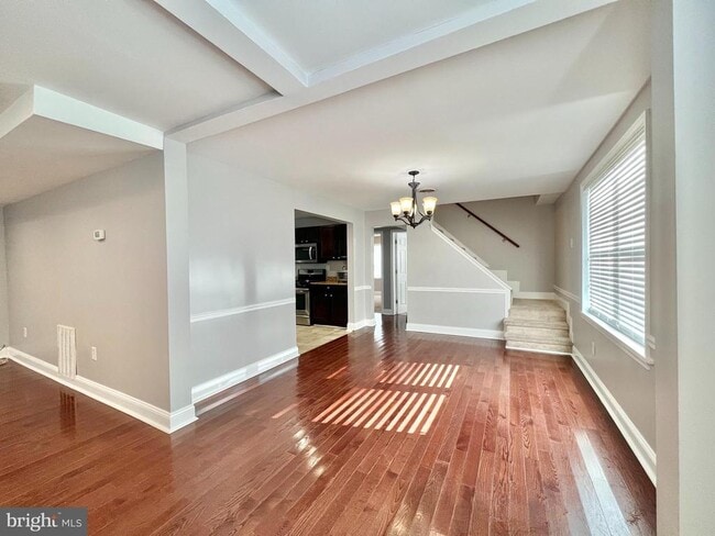 Building Photo - 6833 Standish Dr