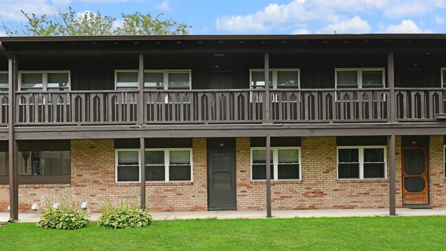 Building Photo - Sherwood Forest Apartment Homes