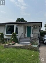 Building Photo - 824 Inverhouse Dr
