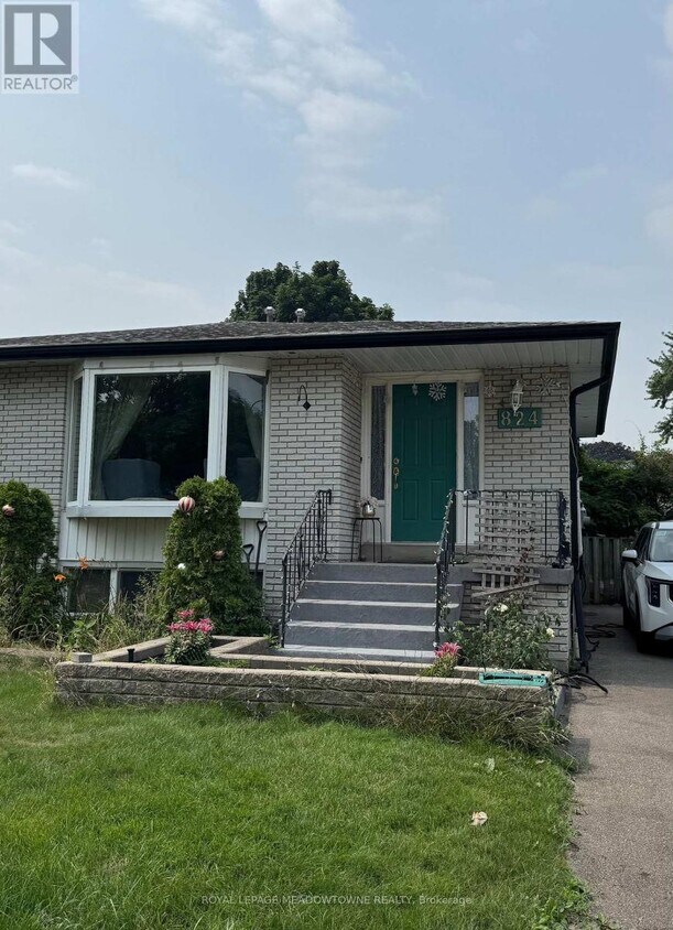 Primary Photo - 824 Inverhouse Dr