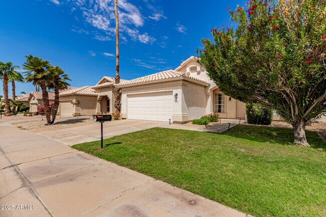 Building Photo - 8690 E Mescal St