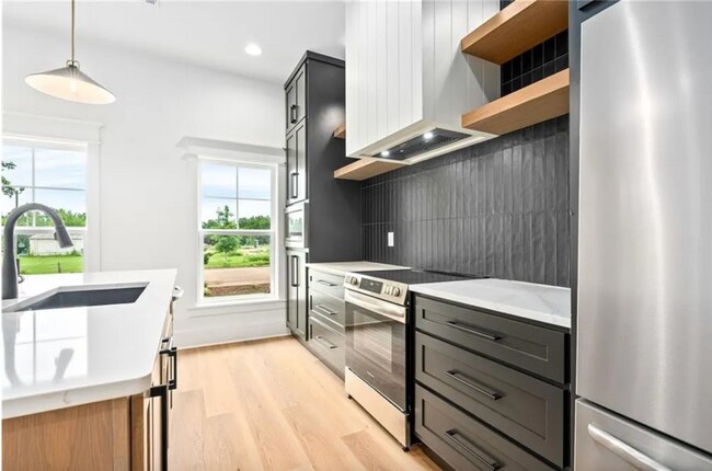 Foto del edificio - 578 Pride Ave