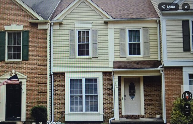 Building Photo - 306 Batley Ct