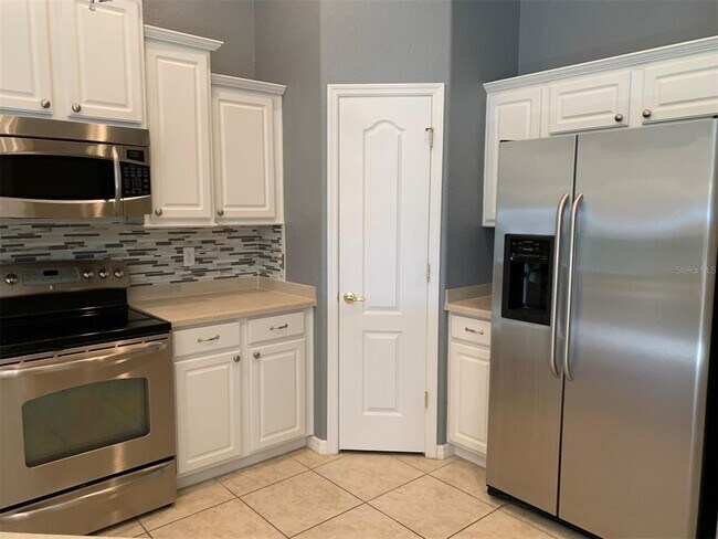 Foto del edificio - 5445 Shagbark Ct
