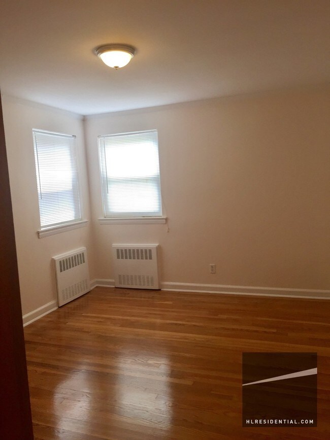 Foto del edificio - 4030 193rd St