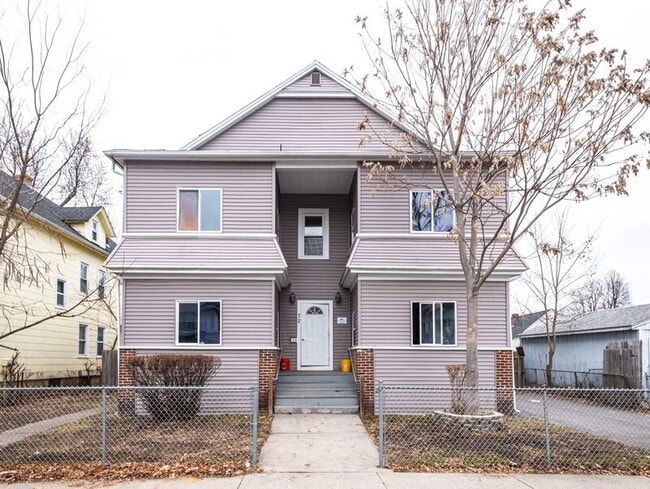 Photo - 72 Kensington Ave Apartment