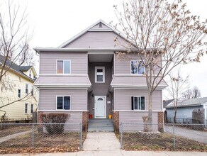 Building Photo - 72 Kensington Ave