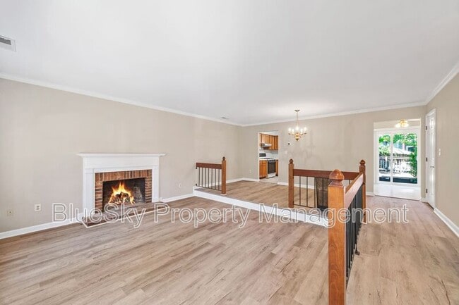 Building Photo - 439 Wynridge Dr