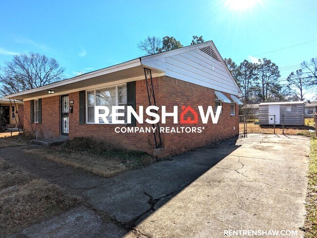 Building Photo - 4241 Philsdale - 3 Bed / 1 Bath - Move In ...