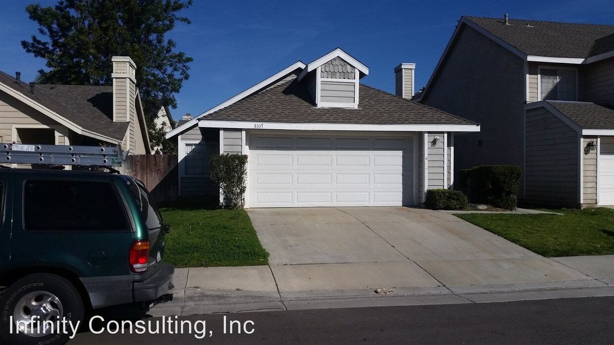 Foto principal - 3107 Crystal Lake Rd