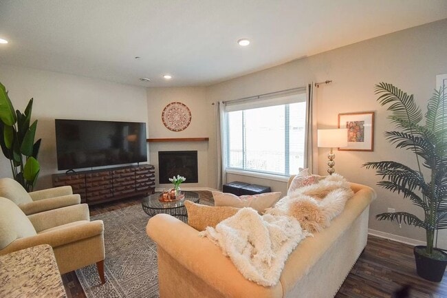 Building Photo - 5053 56th St NW