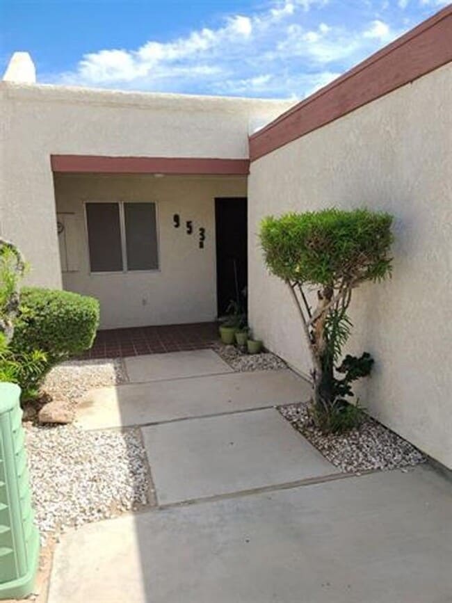 Building Photo - 953 W Cortez Ln
