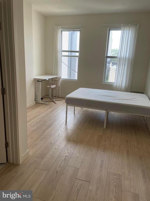 Foto del edificio - 3627 Spring Garden St