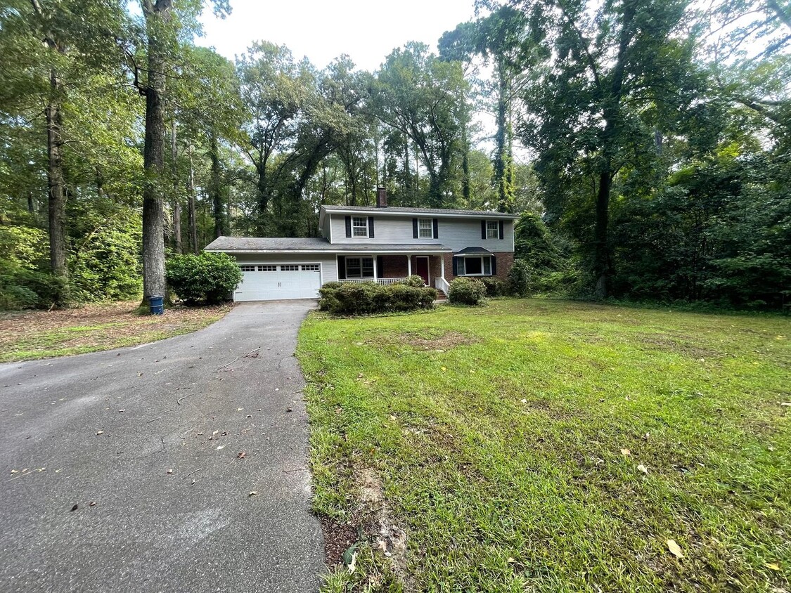 Primary Photo - Beautiful home in Aiken County