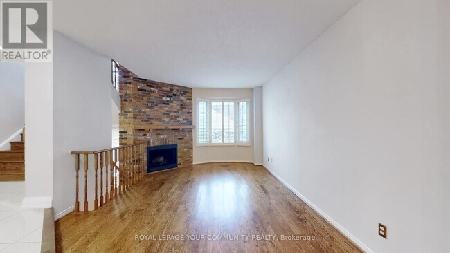 Photo du bâtiment - 125 N Meadow Crescent