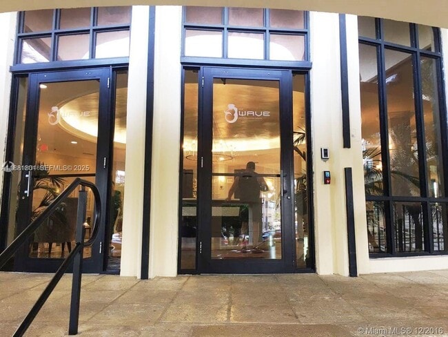 Foto del edificio - 2501 S Ocean Dr