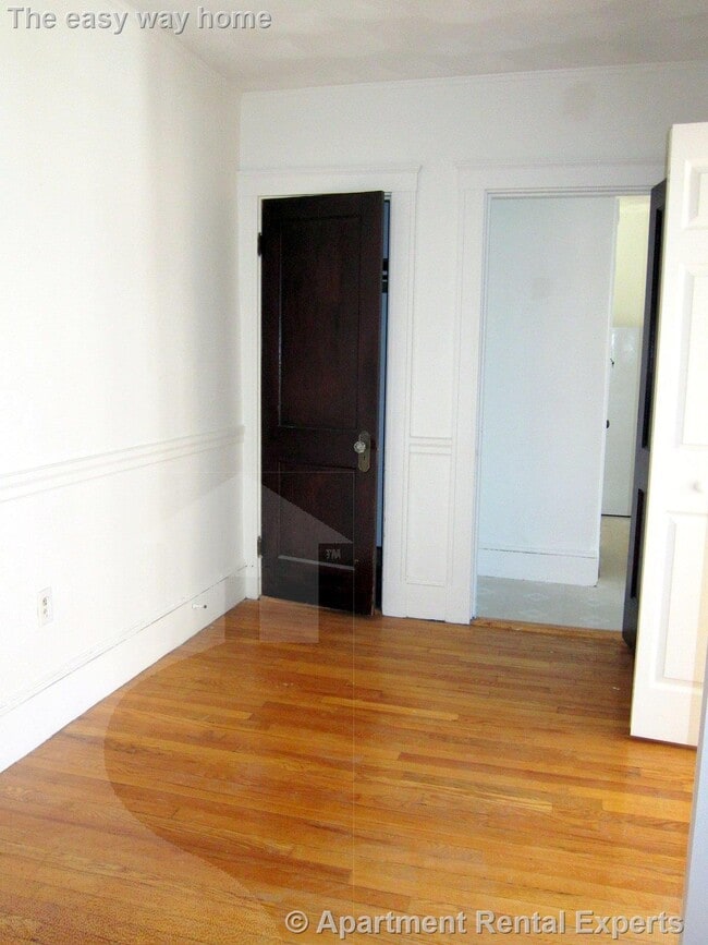 Building Photo - 157 Summer St