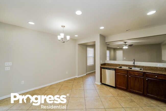 Building Photo - 2767 W Greenstreak Dr