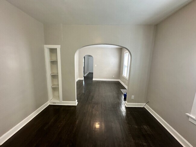 Foto del edificio - 4907 Tod Ave