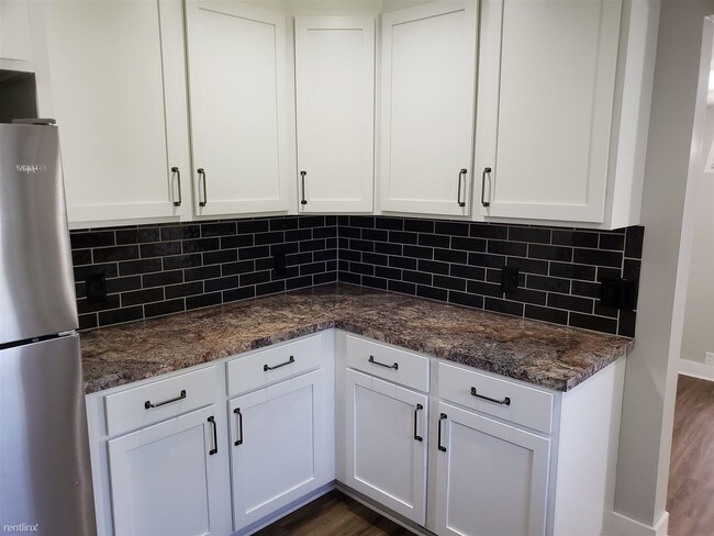 Foto del edificio - 3 br, 1 bath House - 6738 28th Ave