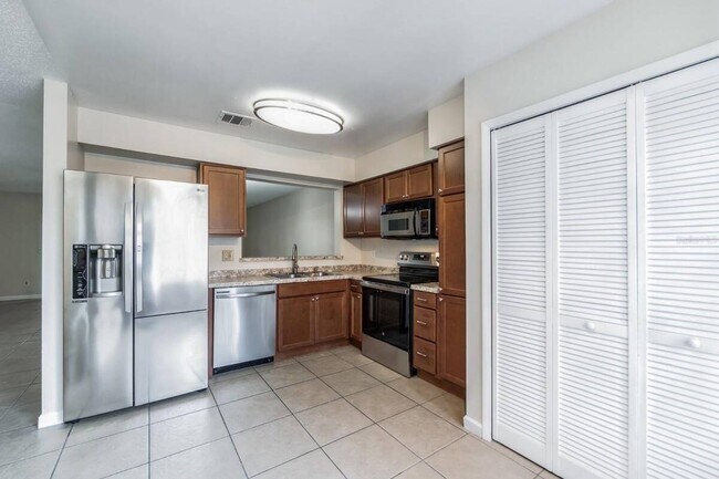 Foto del edificio - 2748 Candlewood Ct