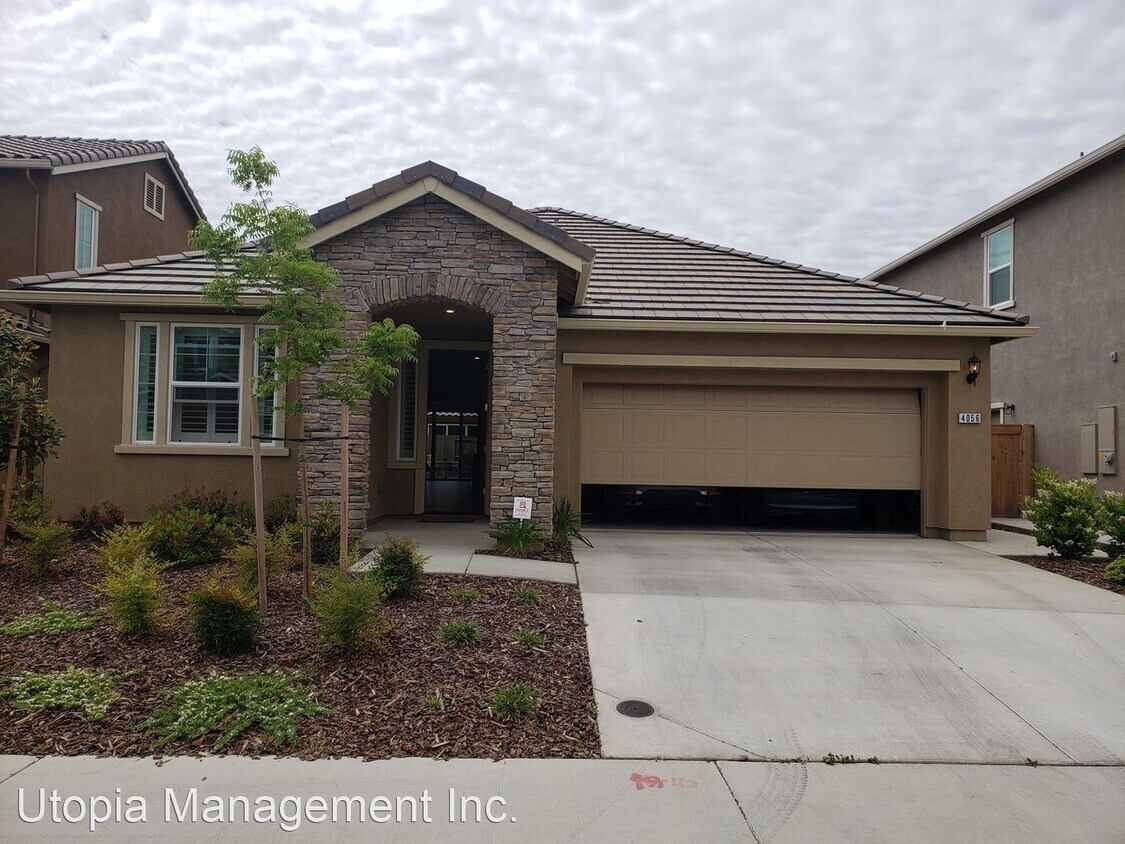 4 br, 3 bath House 4056 Hydra Cir House for Rent in Roseville, CA