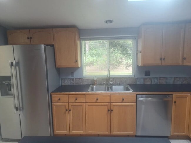 Foto del edificio - 6674 N Van Decar Rd SE