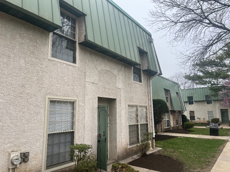 Photo - 441 Tomlinson Rd