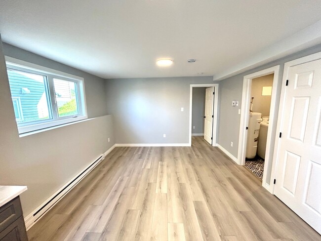 Building Photo - 48 Tigress St