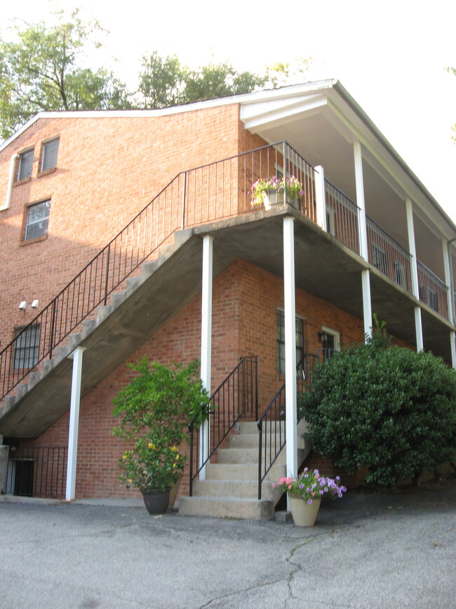 Foto del edificio - 405 Allison Ave SW