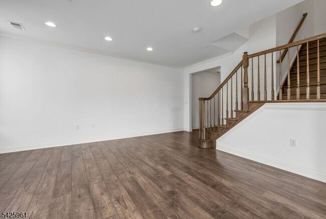 Foto del edificio - 63 Autumn Way