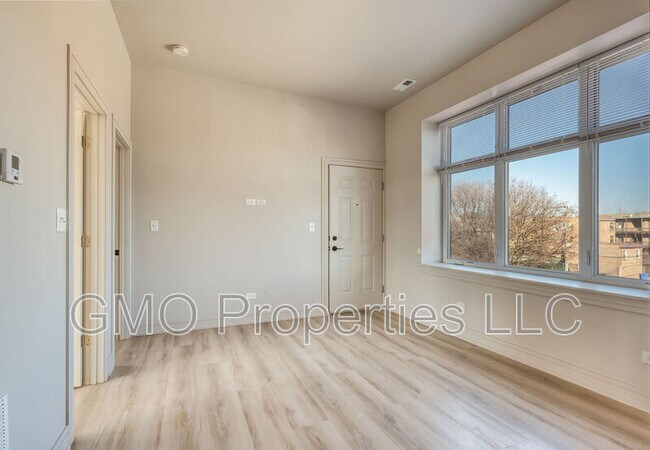 Foto del edificio - 1427 S Kedzie Ave