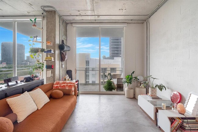 Foto del edificio - 444 NE 30th St