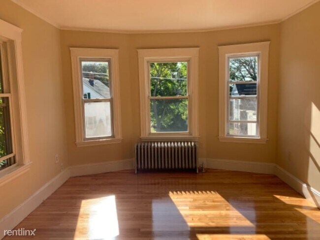 Building Photo - 42 Marblehead St