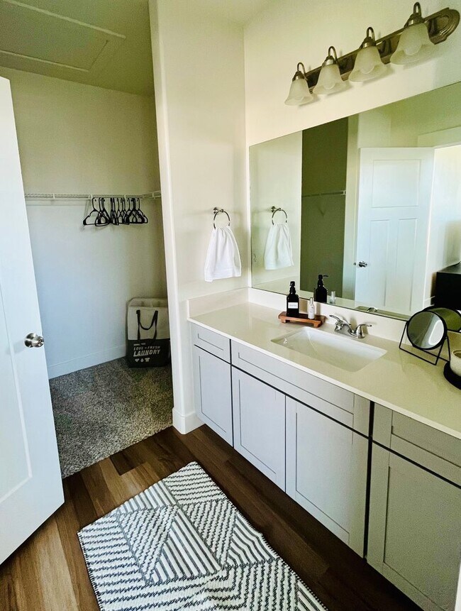 Foto del edificio - Comfortable 3 Bed / 2 Bath Home Available in Lehi