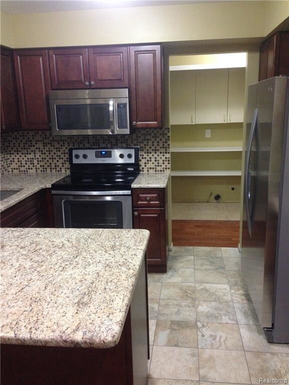 Building Photo - 4237 Breckenridge Dr