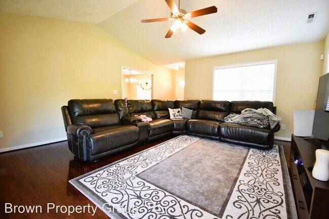 Building Photo - 3 br, 2 bath House - 214 Cross Creek Dr