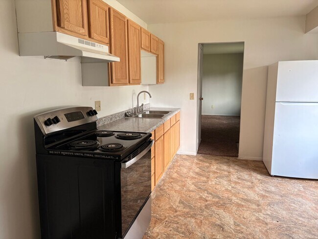 Building Photo - 2812 Larwill Ct