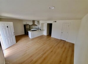 Building Photo - 2121 Oceanus Ln