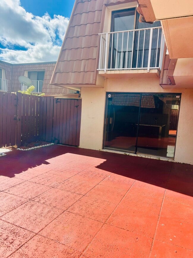 Foto del edificio - 728 Mill Valley Pl