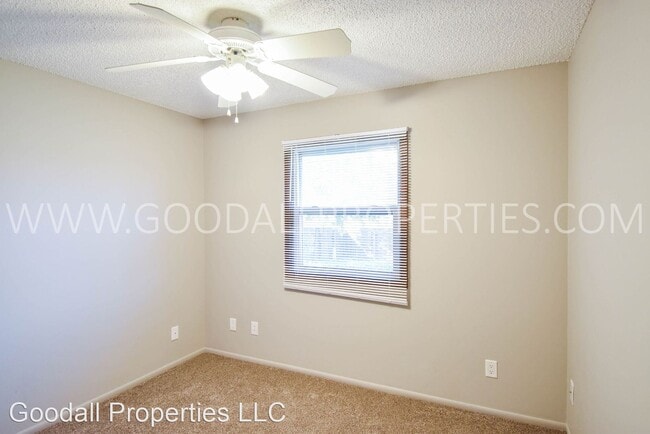 Building Photo - 2 br, 1 bath House - 409 9th St SE
