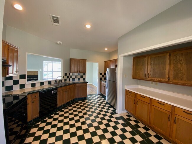 Foto del edificio - 2313 Roanoke Cir
