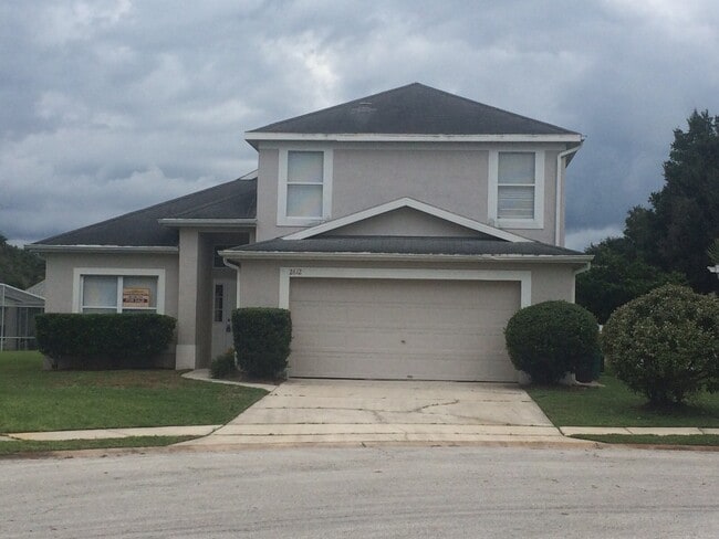 Spacious 4 Bed Pool Home!!! - Spacious 4 Bed Pool Home!!!