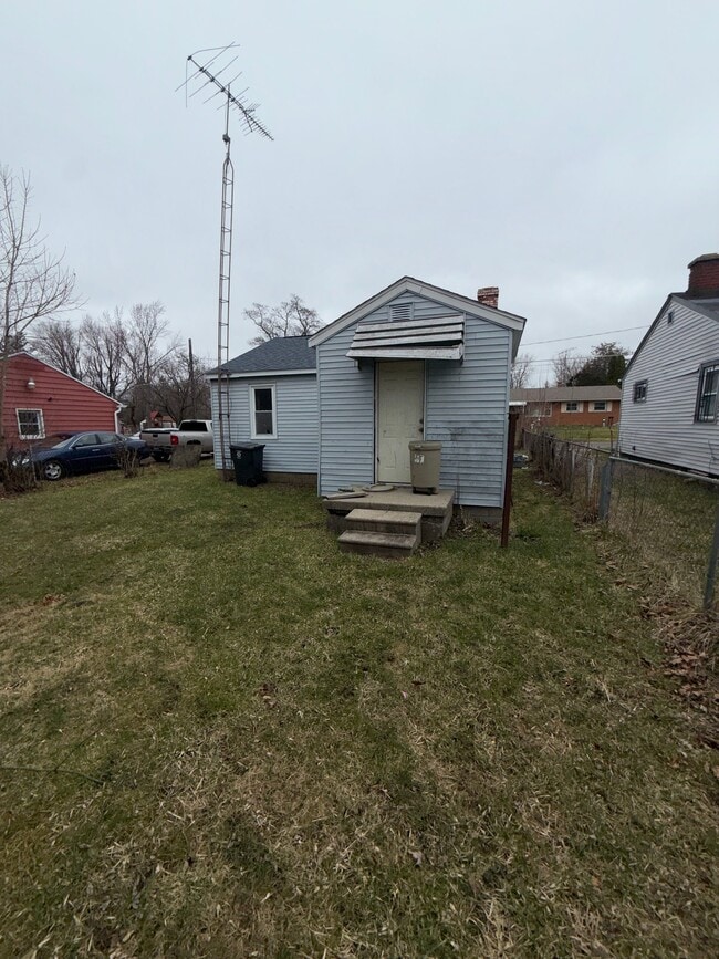 Foto del edificio - 246 E York Ave